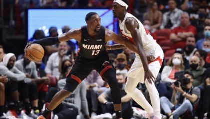  波尔津吉斯封盖绝杀，奇才加时险胜老鹰终结连败