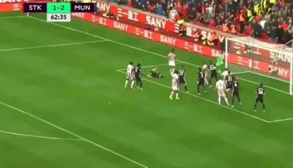  AC米兰德比战告捷，延续主场不败神话