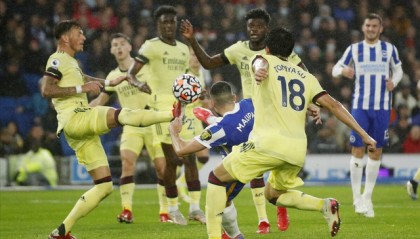  阿森纳连胜遭终结，西汉姆联客场顽强逼平  