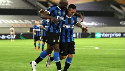  国际米兰门将低级失误导致欧联资格生变  