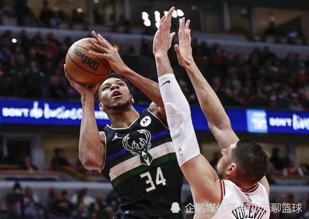  霍勒迪攻防一体雄鹿全场压制拿下公牛获连胜