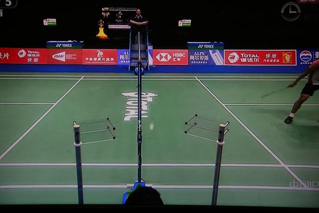 尼斯凭借精准定位球战术成功逼平实力强劲的里尔  尼斯凭借精准定位球战术成功逼平实力强劲的里尔