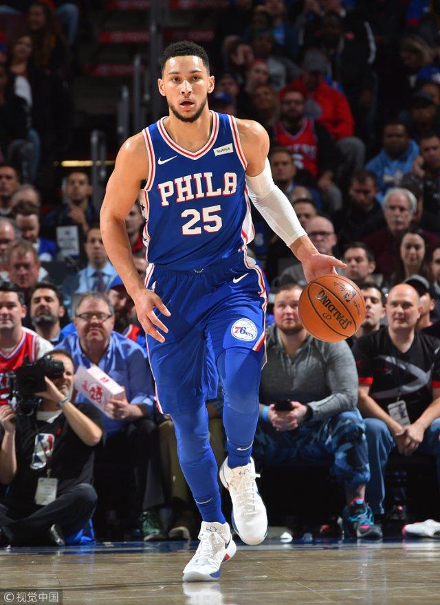  米切尔压哨跳投骑士双加时险胜尼克斯豪取六连胜