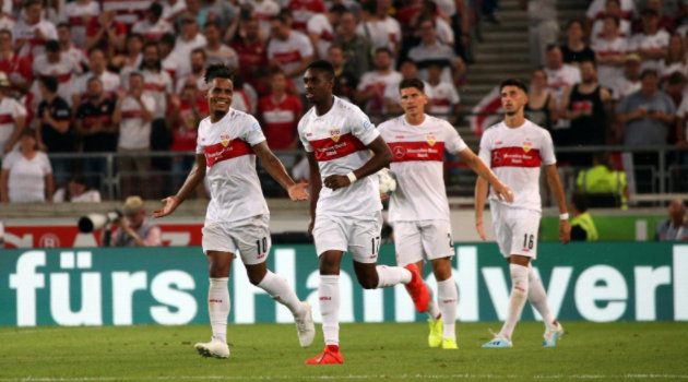  比勒菲尔德替补奇兵，德甲保级关键战收获宝贵平局